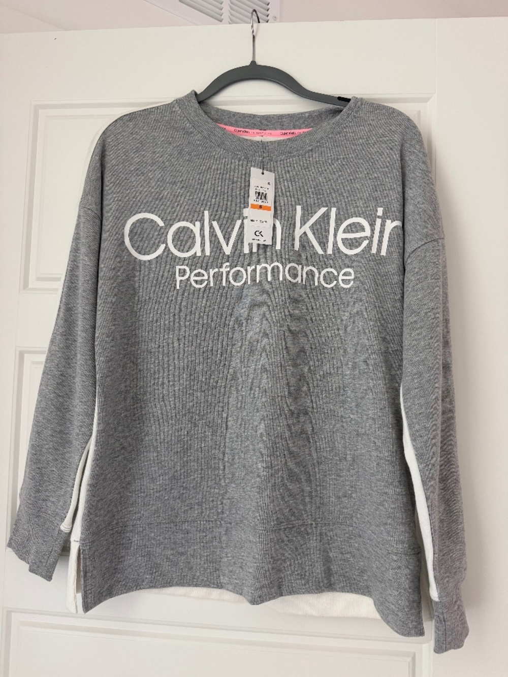 New Calvin Klein Performance Sweatshirt. Size S.